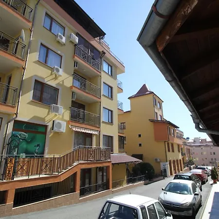 Two Bedroom In Saint Vlas. Siana 3 * Sveti Vlas