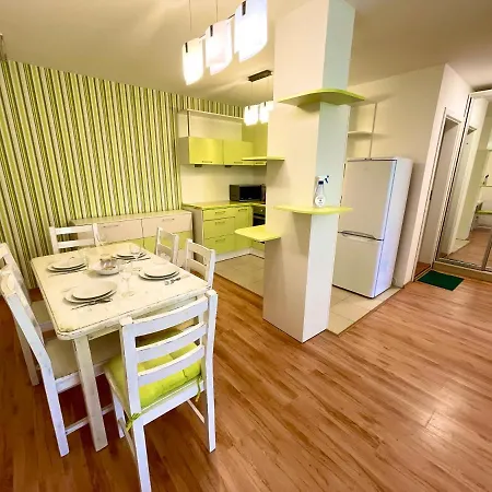 Two Bedroom In Saint Vlas. Siana 3 Appartement Sveti Vlas